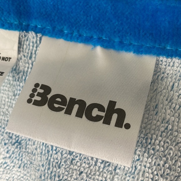 Bench Oversized Beach Towel - Picture 7 of 7